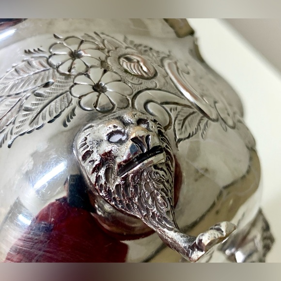 Early 20th Century Vtg Ornate Lion Head Silver Plated Copper Footed Gravy Boat - Picture 16 of 16